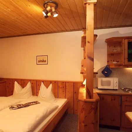 Lachmayr Guest house *